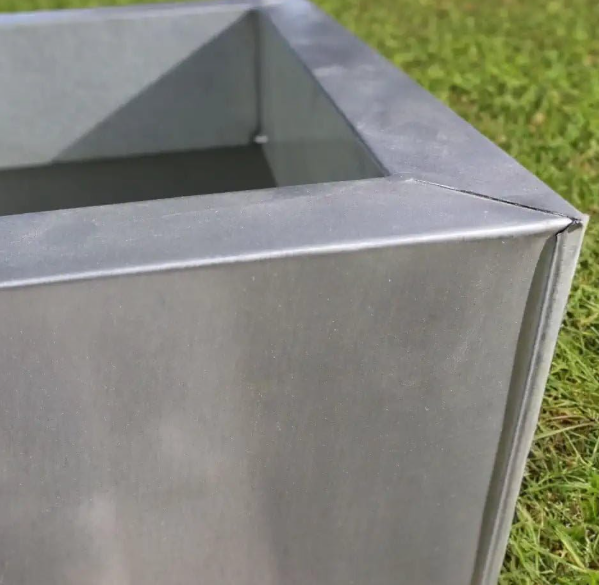Aluzinc Planter – Rust & Frost Resistant Plant Pot with Drainage Hole